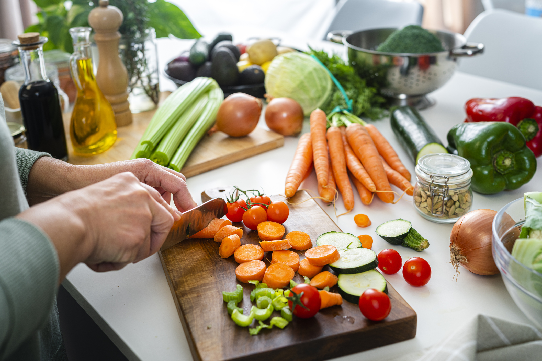 Deciphering the link between healthy diets and early-onset lung cancer