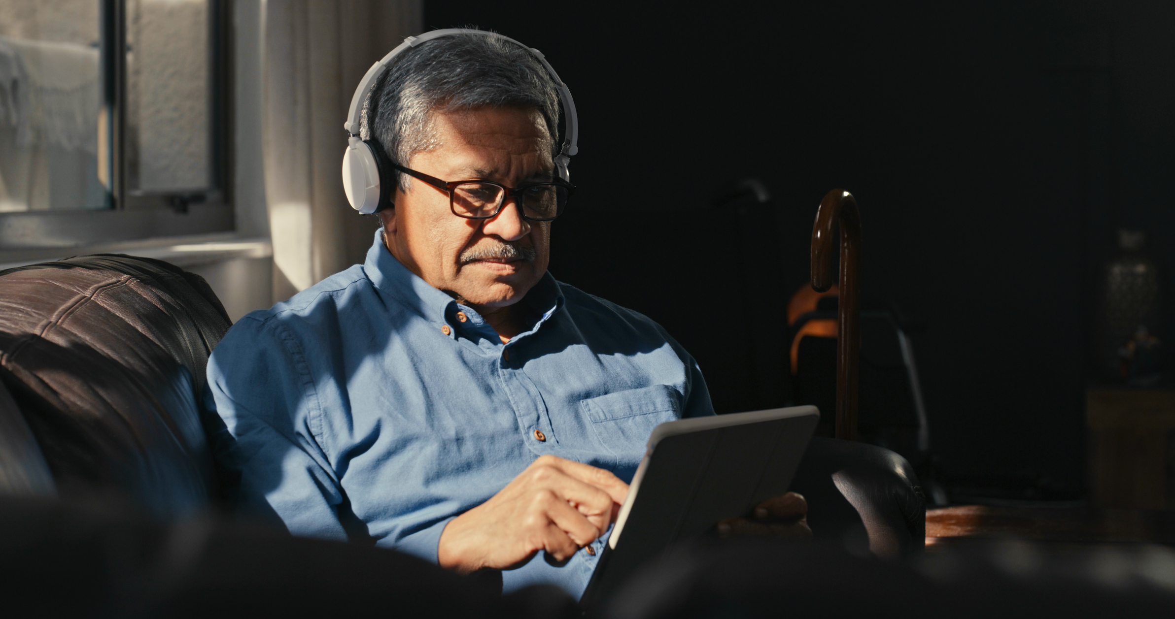 5 lung cancer podcasts to add to your playlist